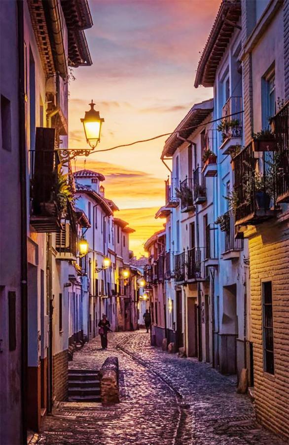 Amplio Y Centrico, Recien Reformado, Calefaccion Central, Jardines, Supermercados, Cafeterias Y Todos Los Servicios En El Corazon De La Ciudad Granada Eksteriør billede